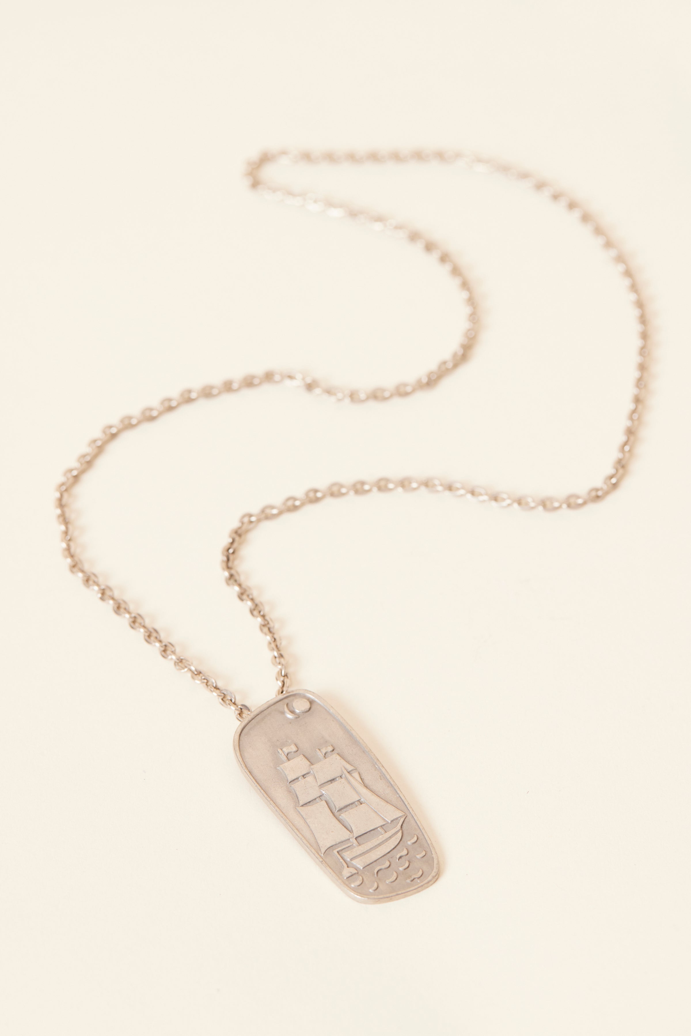Georg Jensen/Astrid Fog, a sterling silver necklace. Model no. 122. -  Bukowskis